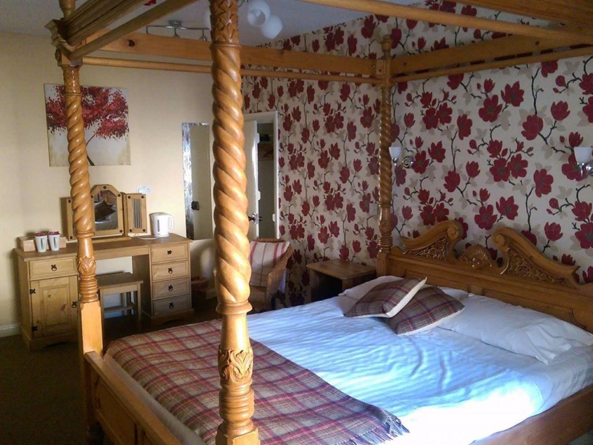 The Wheatsheaf Inn อิงเกิลตัน ภายนอก รูปภาพ