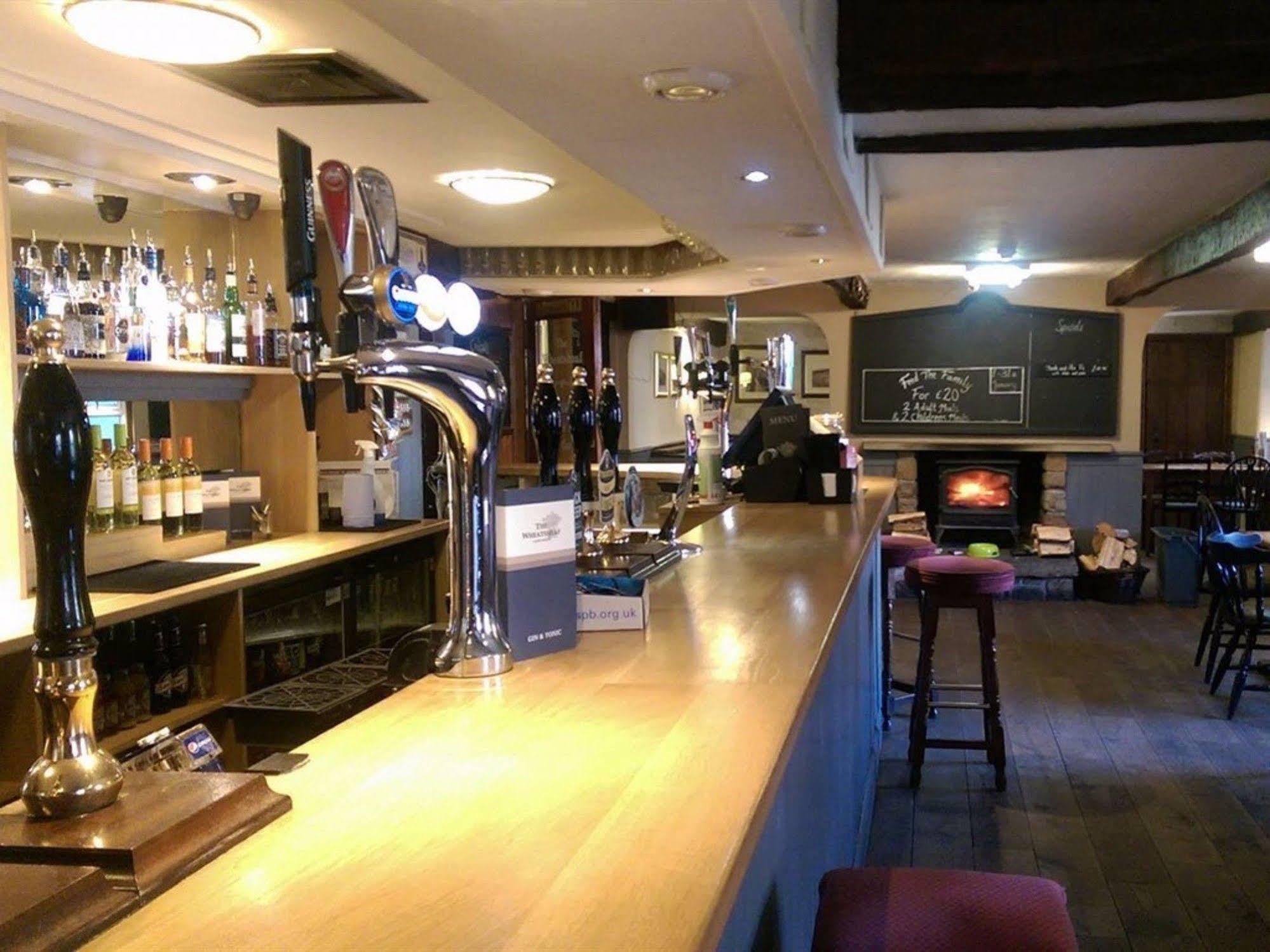 The Wheatsheaf Inn อิงเกิลตัน ภายนอก รูปภาพ